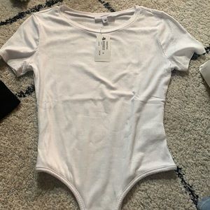 T-shirt body suit